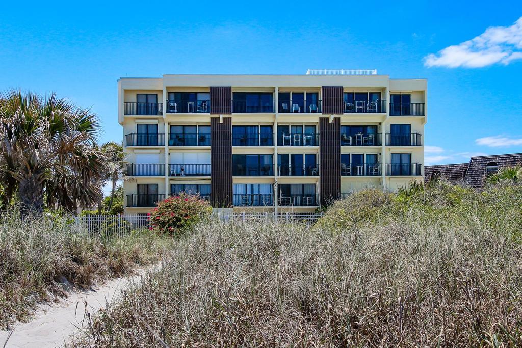 Secluded Ocean View Chataeu Hotel Cocoa Beach Exterior photo